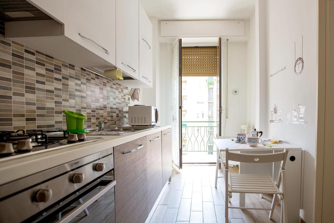 Lorenteggio Studio Apt Milan Exterior photo