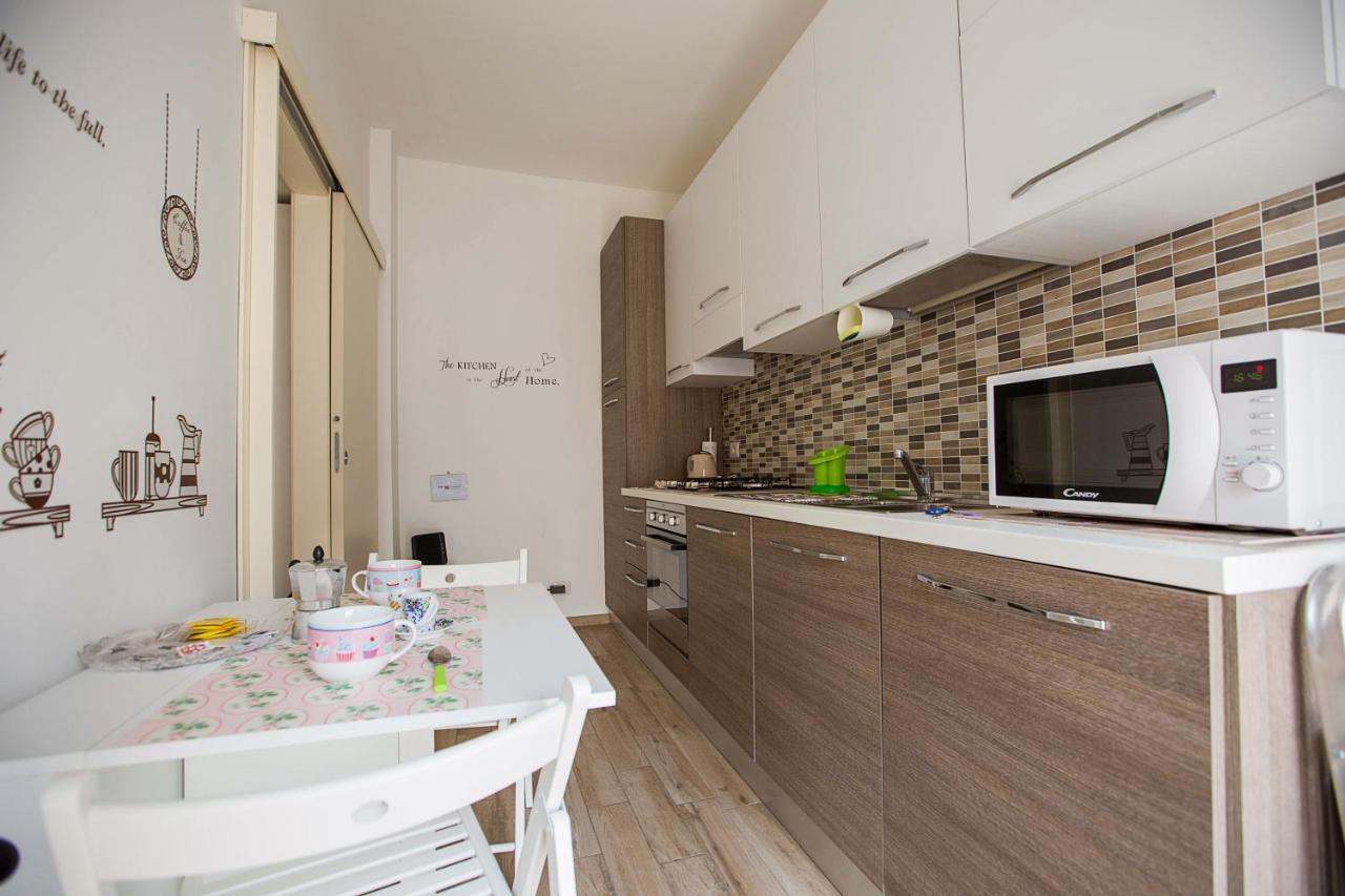 Lorenteggio Studio Apt Milan Exterior photo